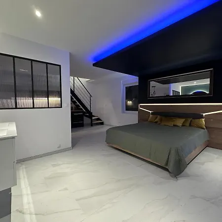 Maison Love-room *