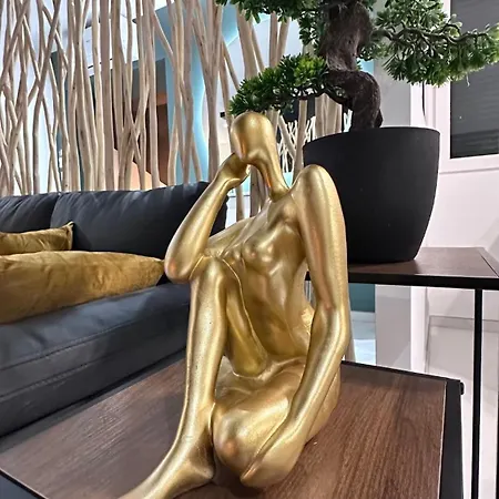 Maison Love-room